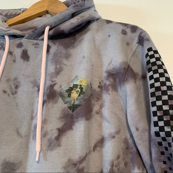 LIRA | Custom Dyed Graphic Hoodie - Picture 5 of 10